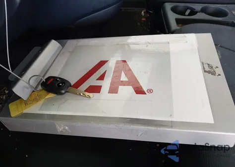 2010 Honda Cr-V Lx z USA, uszkodzony, nr VIN 5J6RE3H33AL044822